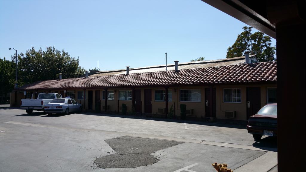 Slumber Motel Merced Exterior foto